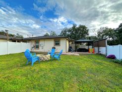 Enchanted 2 Bedroom Home near Downtown Winter Garden