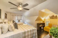11 bedroom Lodge - Swim Spa/Hot Tub - Firepit - Game room - sleeps 26 - Wifi