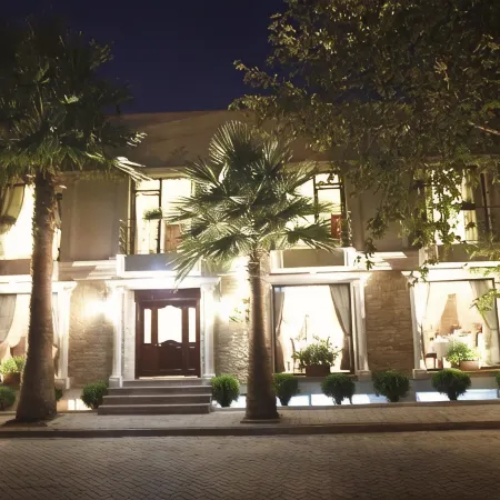 Saint John Hotel