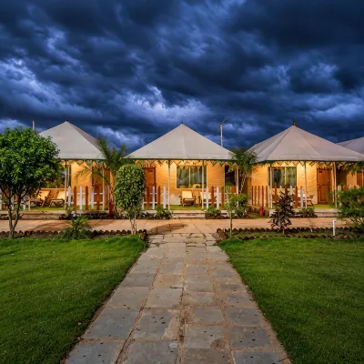 The Royal Heritage Tent Resort - Parking