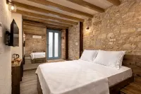 EFLIN HAUS Historical Place & Monument - 3-Star