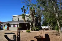 Oudtshoorn Homestay Accommodation Отели рядом с Oudtshoorn