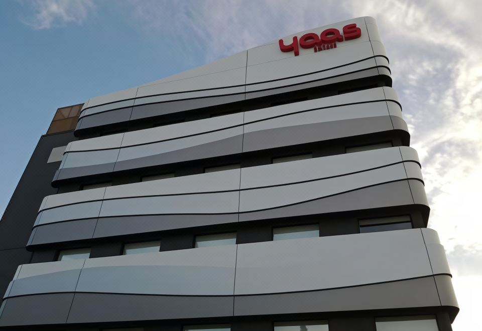 야 호텔 다카르 알마디