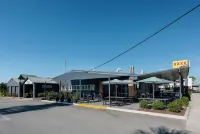 Boomerang Hotel