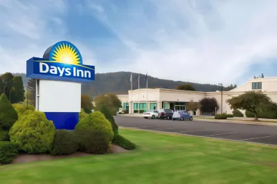 Days Inn by Wyndham Warren Hotels in Warren