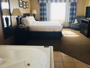 Holiday Inn Express Fallon