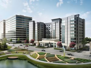 Embassy Suites by Hilton the Woodlands® at Hughes Landing