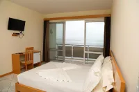 Cruzeiro Guest House Hotels in 