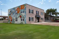 Dragon on Taylor St Hotels in Amarillo