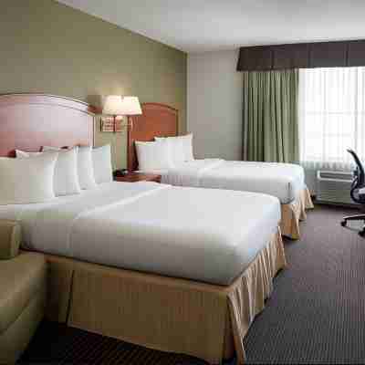 High Plains Hotel at Denver International Airport Rooms