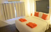 The Original Orange Hotel Hotels in Phra Phrom