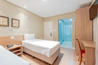 Araçatuba Plaza Hotel Hotels near Centro Cultural Ferroviário de Araçatuba