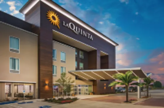 La Quinta Inn & Suites by Wyndham Manassas VA-Dulles Airport Hoteles en Condado de Prince William