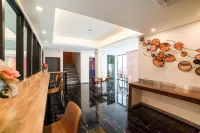 RoomQuest Sukhumvit36 BTS Thonglor فنادق في بانكوك