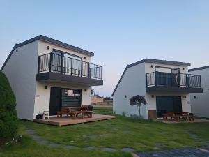 Muan Viento Sol Beach Pension