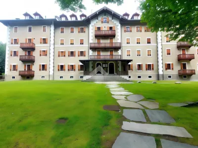 Grand Hotel Ceresole Reala Kingapartment Ideal for Nordic Sport Hôtels à : Groscavallo