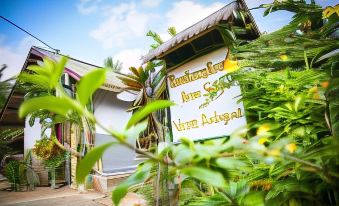 Kembang Kuning Cottages