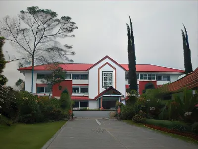 Dieng Kledung Pass Hotel Hotel dekat Kampoeng Atas Awan