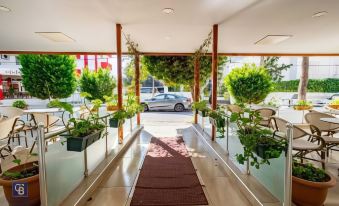 Leman AKÇAY Otel - Housity