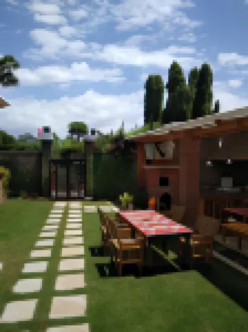 สปรุงเกอร์ อเวนิว-ทูลิอา โฮมส์ โรงแรมใน