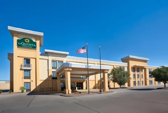 La Quinta Inn & Suites by Wyndham Salina