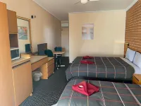 True Blue Motor Inn Hotels in West Wyalong