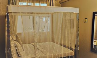 Transit Airport B&B