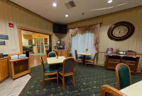 Country Inn & Suites by Radisson, Salina, KS - petit déjeuner