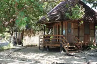 Cashew Grove Beach Resort Hotels near Bay of Buddhas