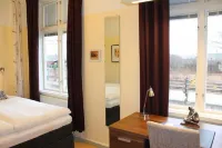 Stationshusets Hotell Och Café فنادق في Arboga