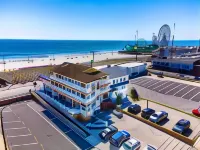 Boardwalk Hotel Charlee & Apartments Beach Hotel Oceanfront