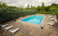 Auberge de l'Escargot d'Or Hotels in Le Poët-Laval