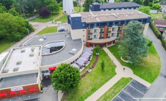 Best Western la Porte des Chateaux