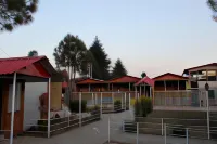 The Chail Heights Hotel and Resort فنادق في Jola
