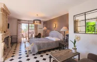 Hôtel du Clos Hotels in Opio