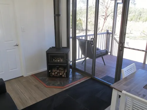 Clever Kid Wines Vineyard Cottages - 4-Sterne
