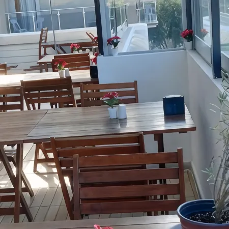 Saatlı Hotel