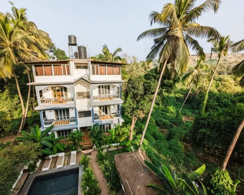 Nalanda Retreat Beach Resort Hotels in Mandrem