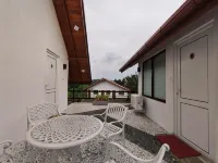 Royal Crown Residency Hotel Hotels in Ruhunupura