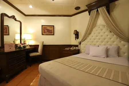 Camelot Hotel
