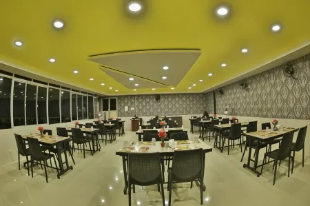 Hotel Priso Отели в г. Manjakuppam