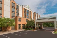 Hyatt Place Bentonville/Rogers Hotels near Sunglass Hut