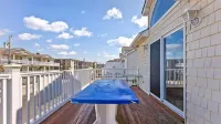 January-May 3 Night Min 2026 5 Bedroom3 Bath 1 Block to the Beach and Boards