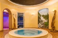 네셔널파크호텔 클로허하우스 크리믈 호텔