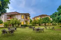 Sunday Alaya Hotel & Resort, Corbett Hotel in zona Barati waterfall