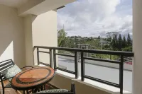Hotel Casiana and Events Center Tagaytay - Mountain view
