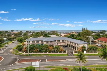 Pottsville Beach Motel Отели в г. Твид-Хедс