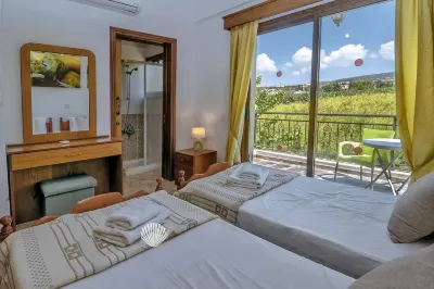 Impressive Villa Exclusive Sea Caves Walk to Taverns Sleeps 11 (Ref 507)