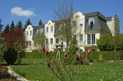 Hotel "Zwei Länder" Hotels in der Nähe von EKZ Glockenhofcenter