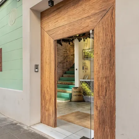 La Bodega Suites